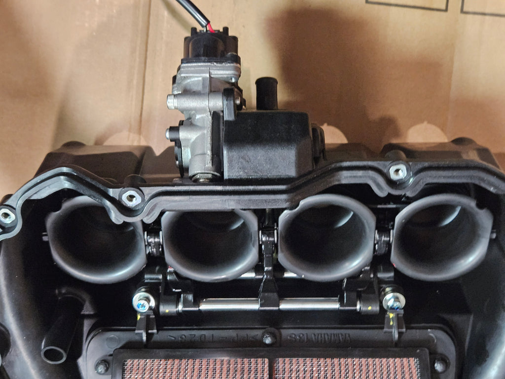 08-16 2015 Yamaha R6 ECU+Airbox