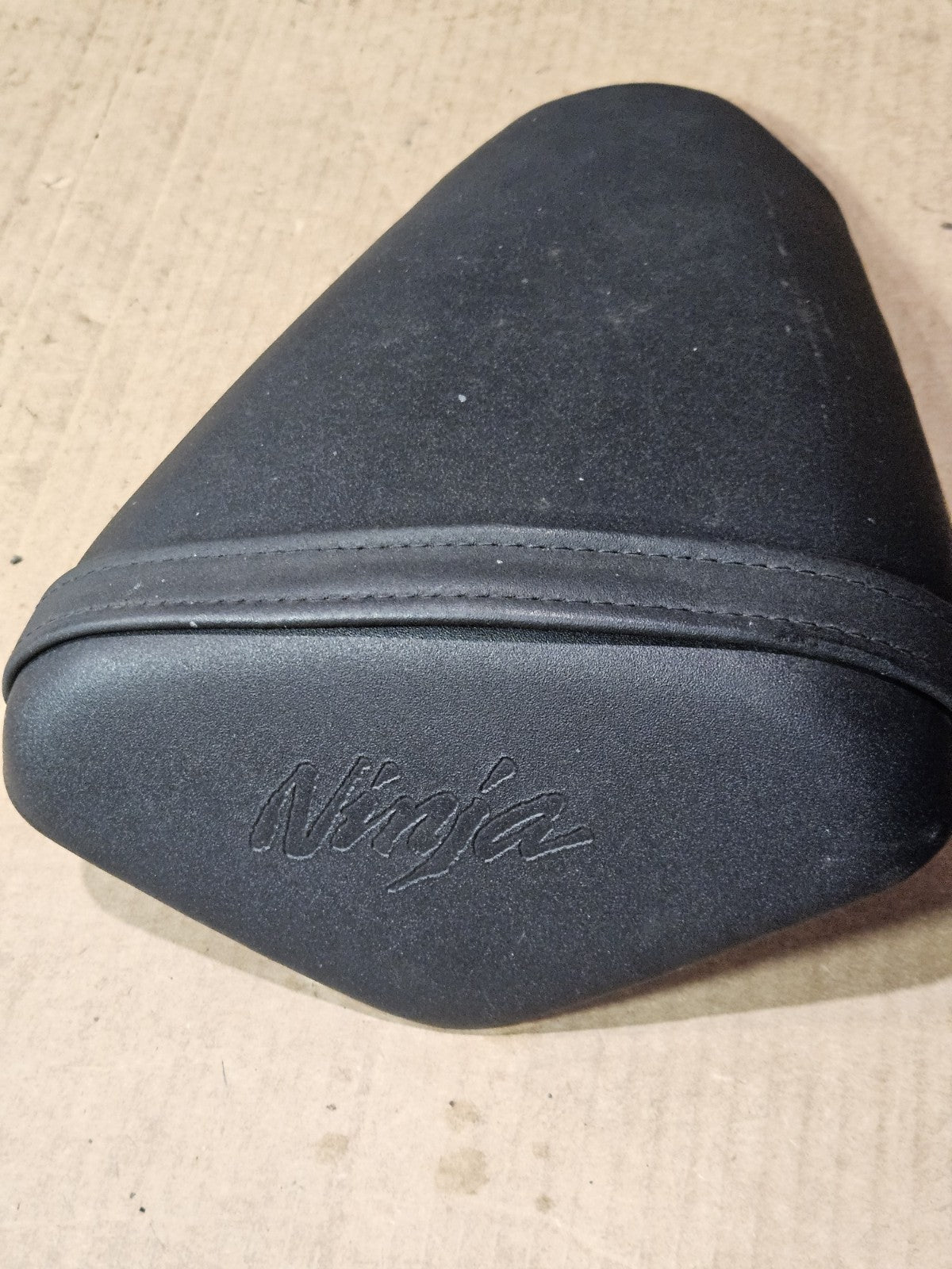 13-18 KAWASAKI NINJA ZX6R OEM REAR BACK PASSENGER TANDEM SEAT PAD SADDLE PILLION
