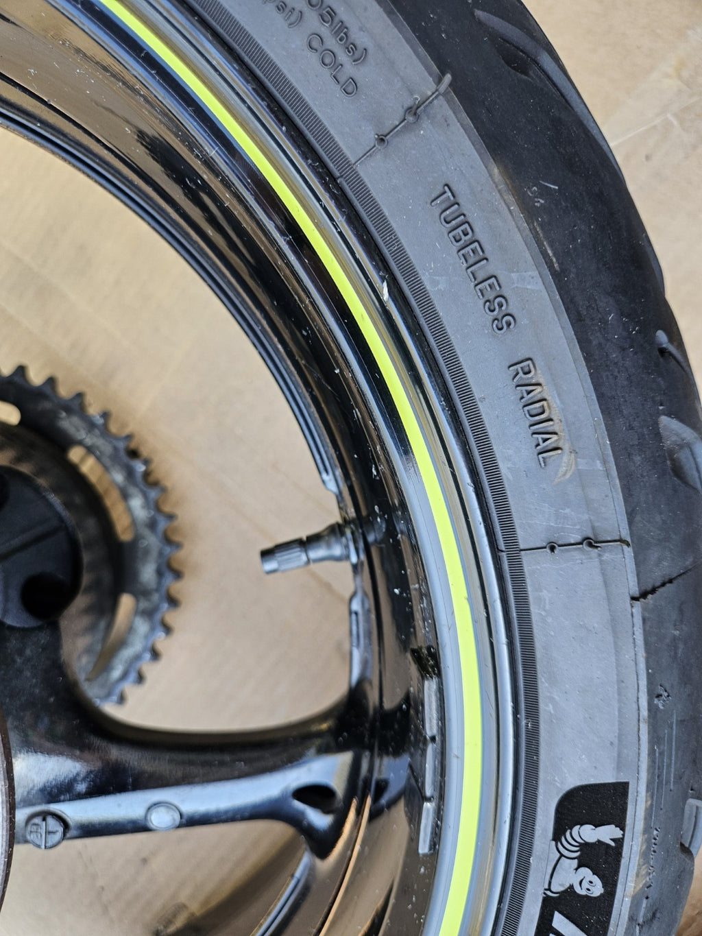 09-16 2015 Suzuki GSXR 1000 FRONT REAR WHEELS RIMS ROTORS HUB SPROCKET BLACK OEM