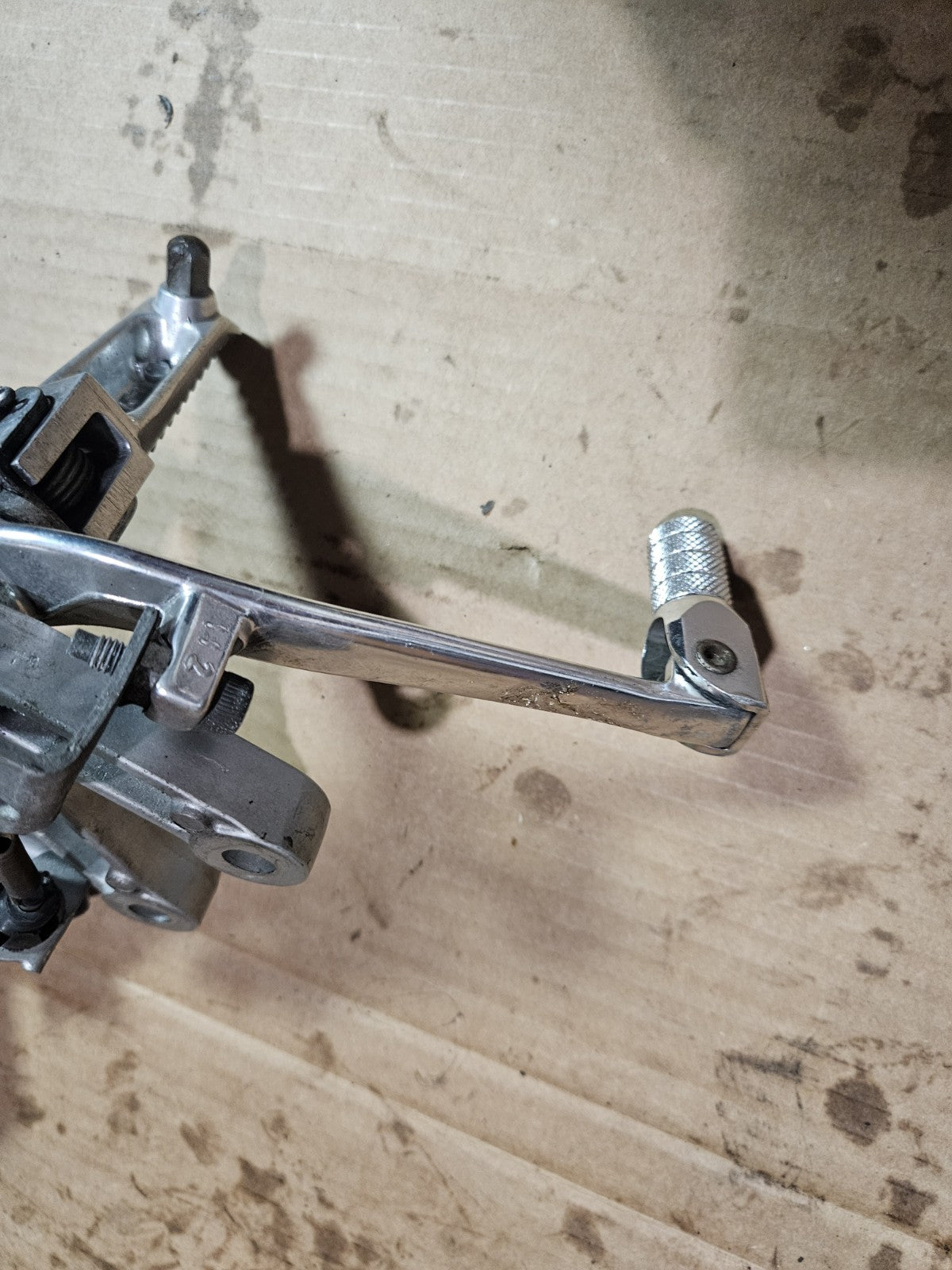 01-03 Suzuki GSXR600 GSXR750 K1-K3 Genuine OEM Right Rearset Footpeg Brake Pedal