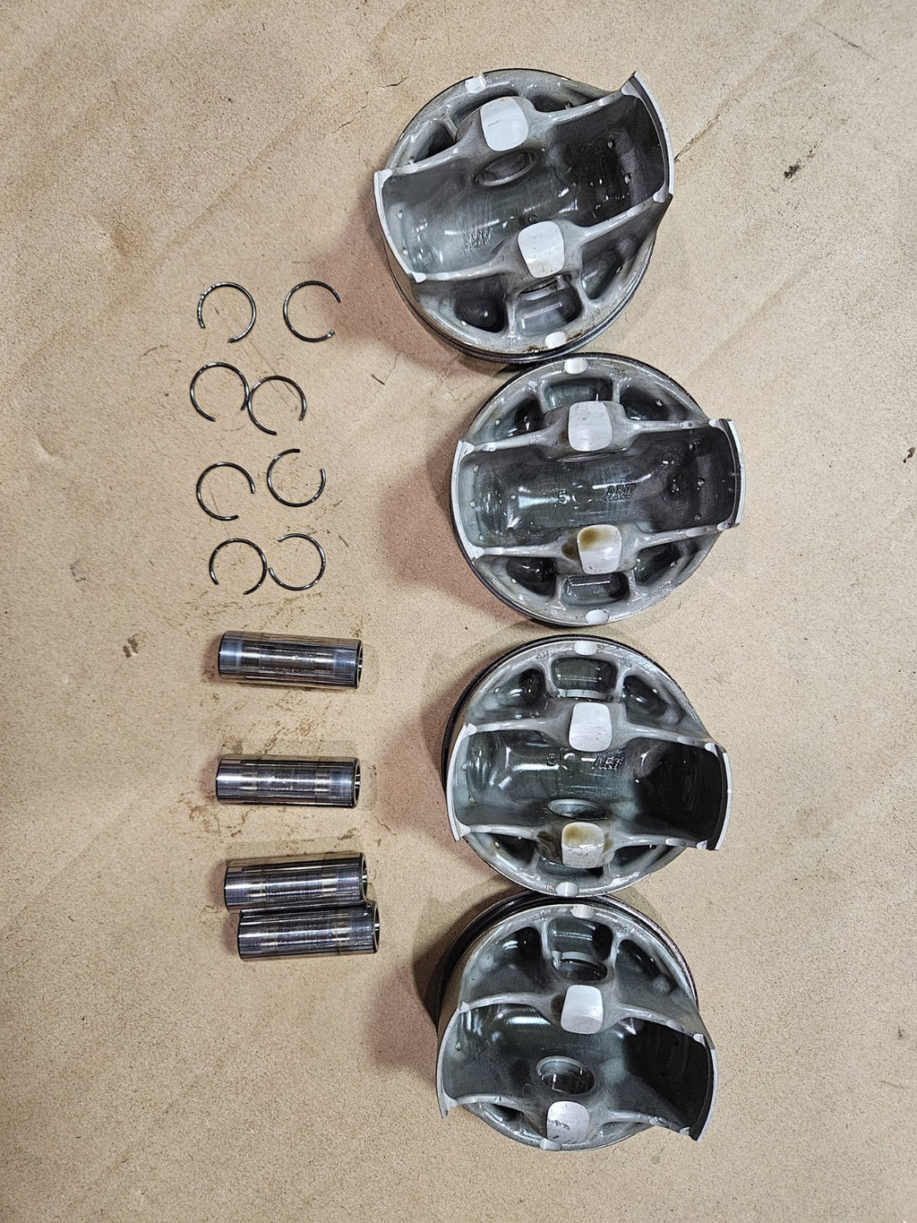 09-16 Suzuki GSXR 1000 Engine Motor Pistons