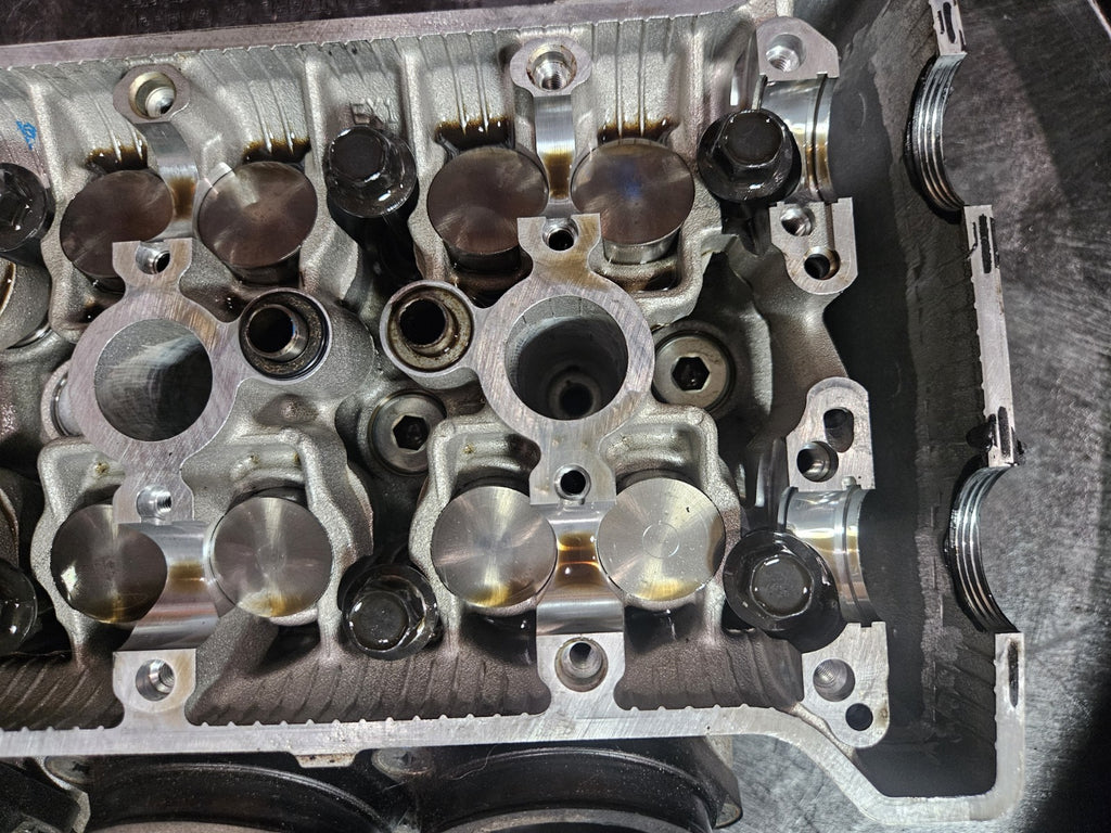 12-16 2015 SUZUKI GSXR1000 OEM ENGINE TOP END CYLINDER HEAD 11100-47H10