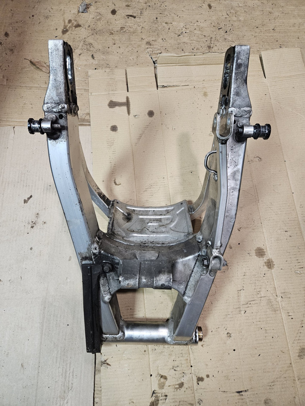 01-03 Suzuki GSXR 600 750 Rear Sub OEM Frame Subframe