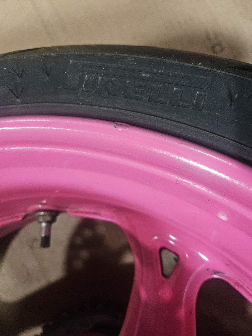 08-17 SUZUKI HAYABUSA GSXR1300 OEM  REAR WHEEL BACK RIM W TIRE 2008 09 11 12 13