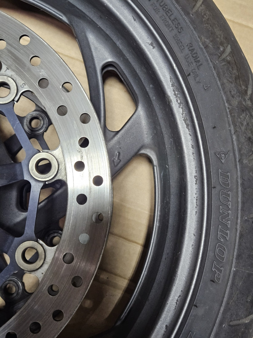 2011 OEM FRONT WHEEL RIM HONDA CB 1000R CB1000 CB1000R 08-14