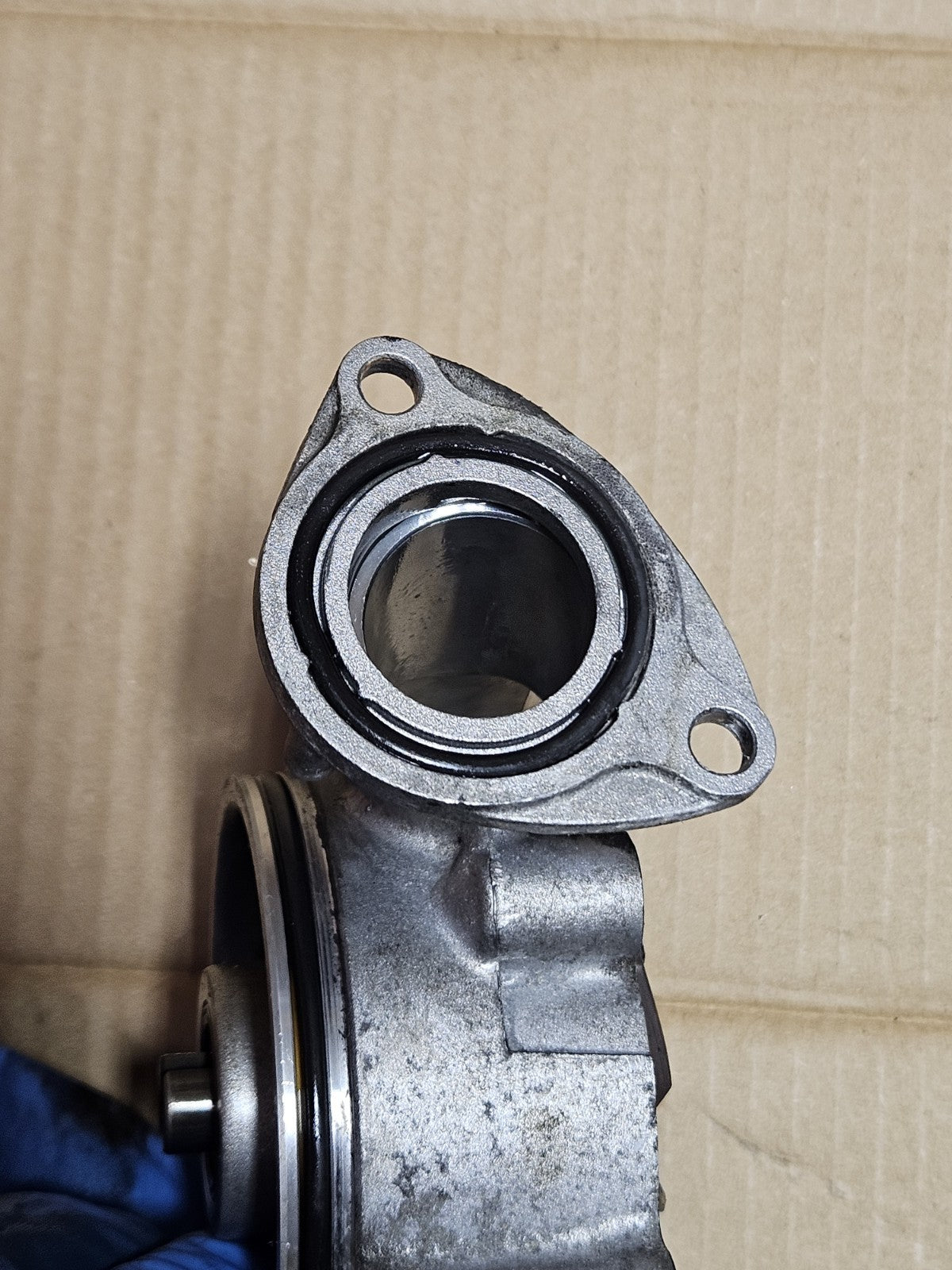 2010-2014 BMW S1000RR S1000 Engine Coolant Cooling OEM Water Pump Housing Cover