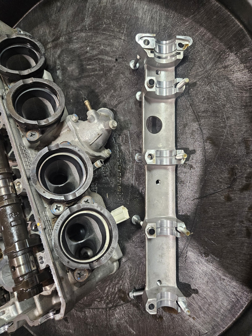 12-16 2015 SUZUKI GSXR1000 OEM ENGINE TOP END CYLINDER HEAD 11100-47H10