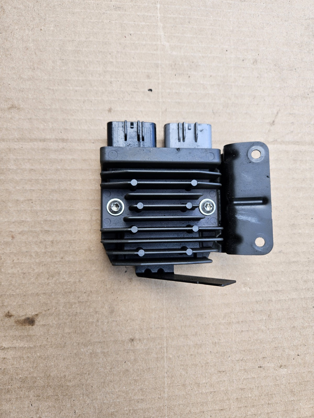 15-18 BMW S1000RR Voltage Regulator Rectifier OEM Stock Good 2015