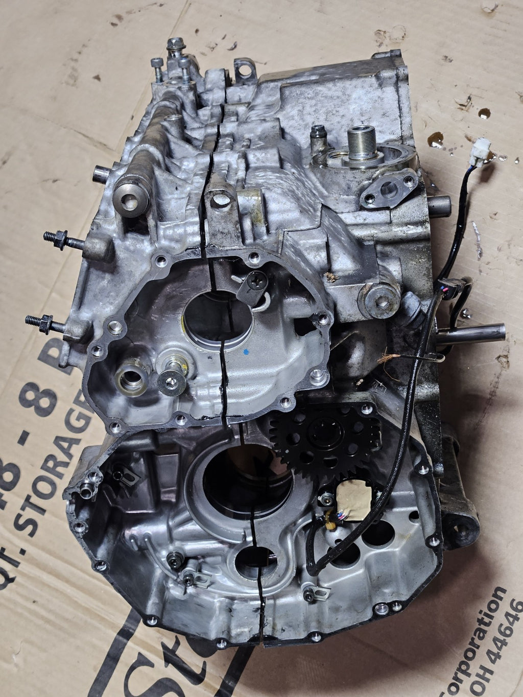 2009 08-12 Suzuki Hayabusa Busa GSXR1300 Crankcase Crank Case Engine Motor Block