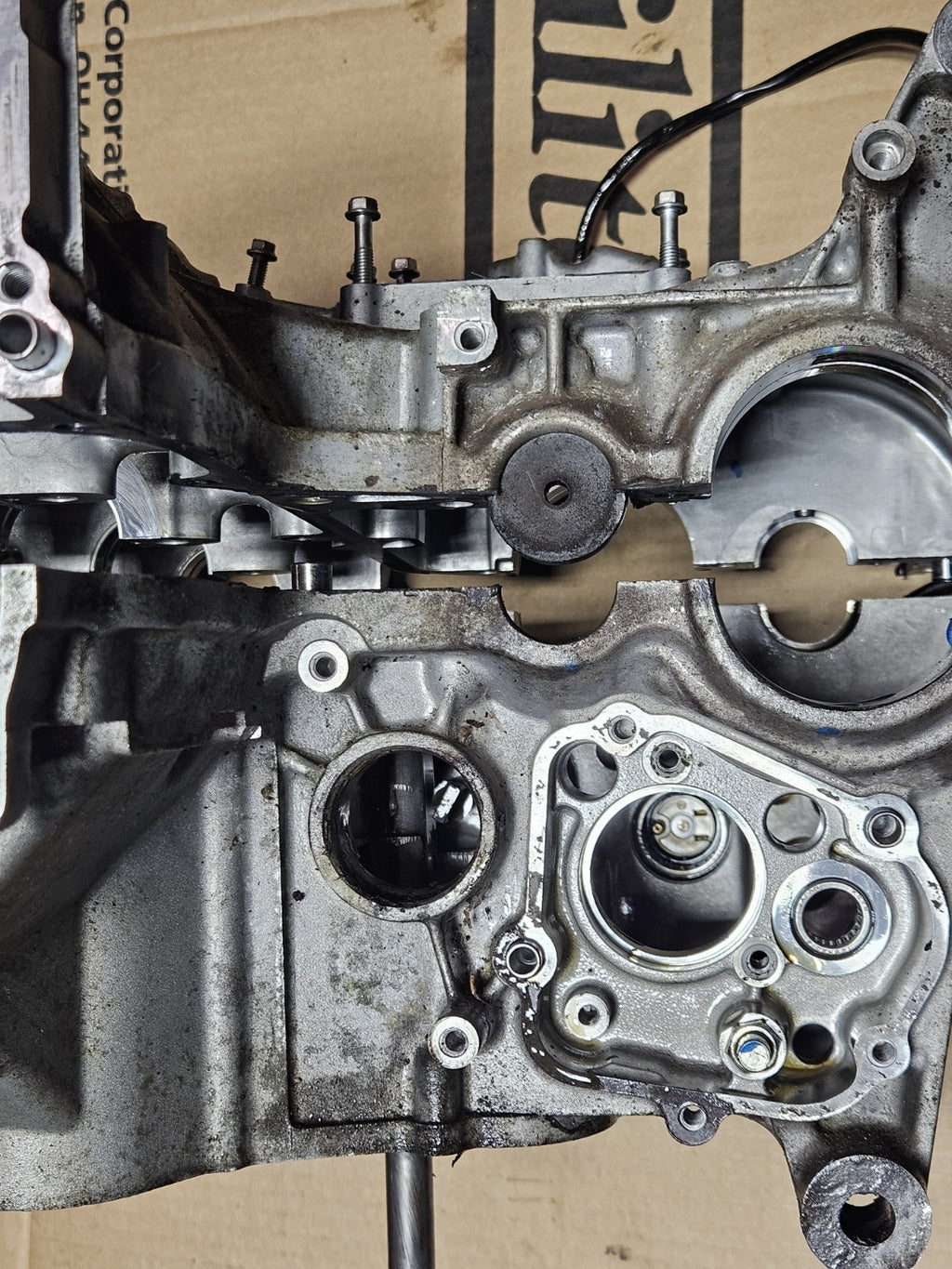 2009 08-12 Suzuki Hayabusa Busa GSXR1300 Crankcase Crank Case Engine Motor Block