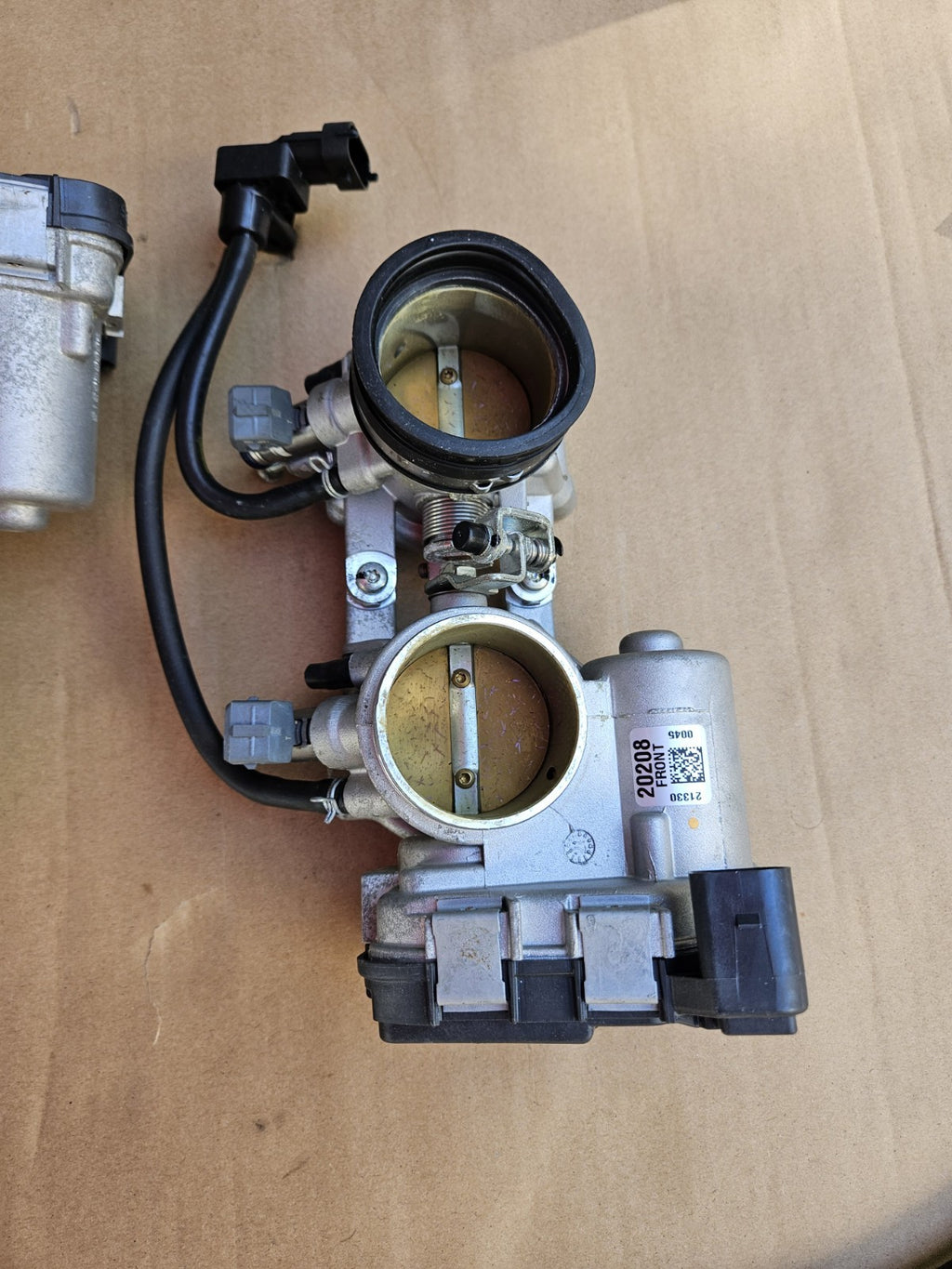 Aprilia RSV4 1100 V4 21+ 2022 OEM Front & Rear Throttle Bodies Body Intake TPS