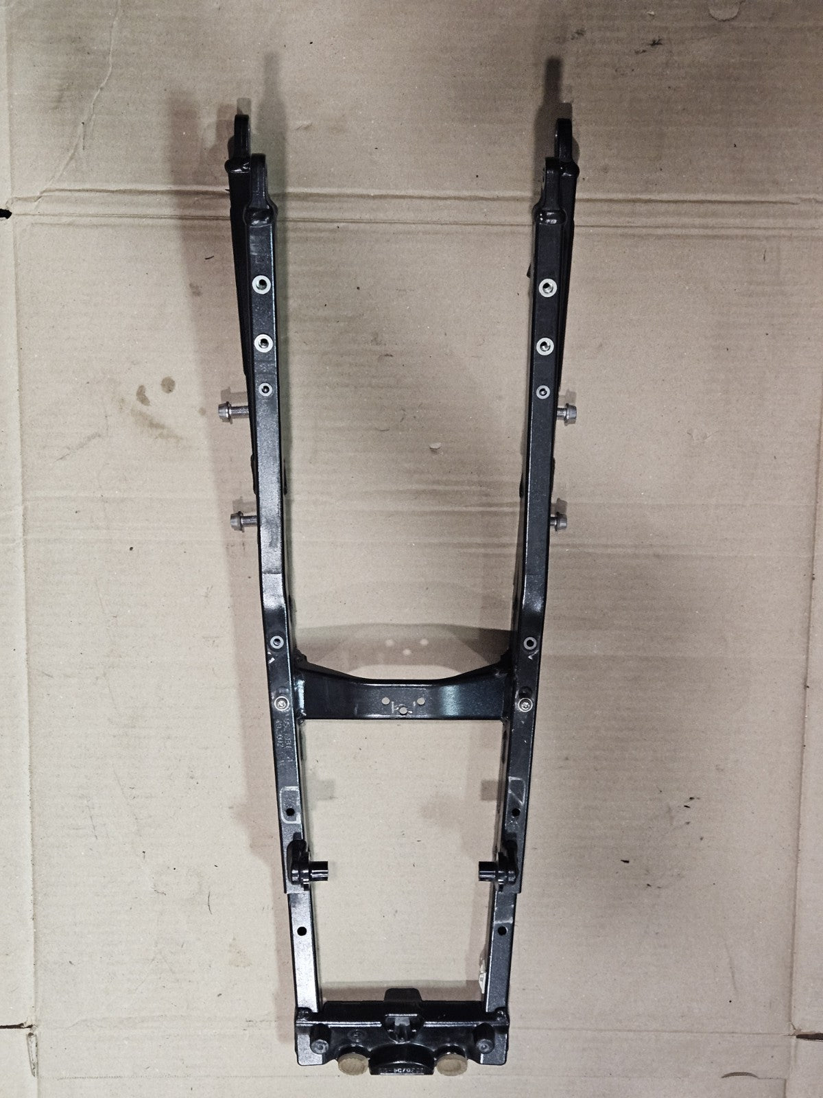 10-14 2013 BMW S1000RR S1000 R RR SUBFRAME REAR SUB FRAME TAIL STOCK OEM