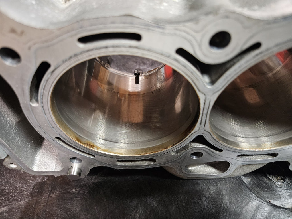 15-19 BMW S1000RR HP4 Genuine OEM Crankcase Bottom End Engine Block Cases Set