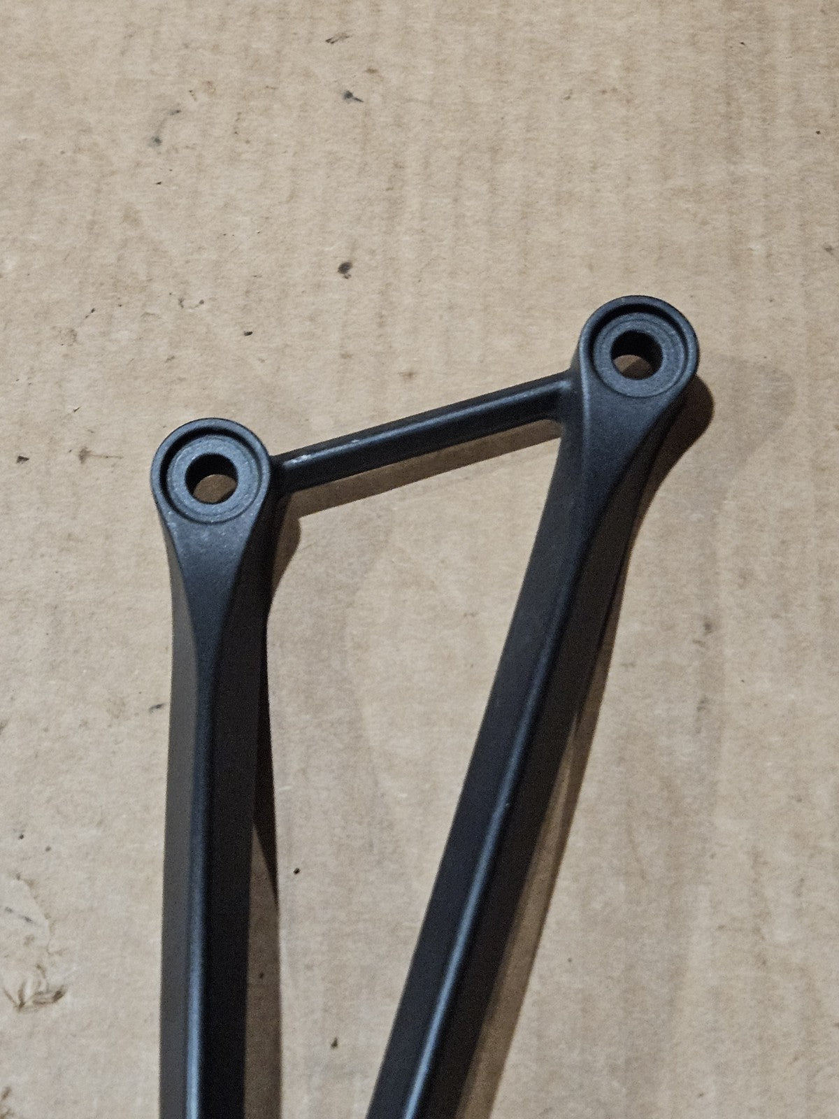 13-18 ZX6R 636 REAR BACK GENUINE OEM PASSENGER FOOT PEG PEGS LEFT RIGHT BRACKET