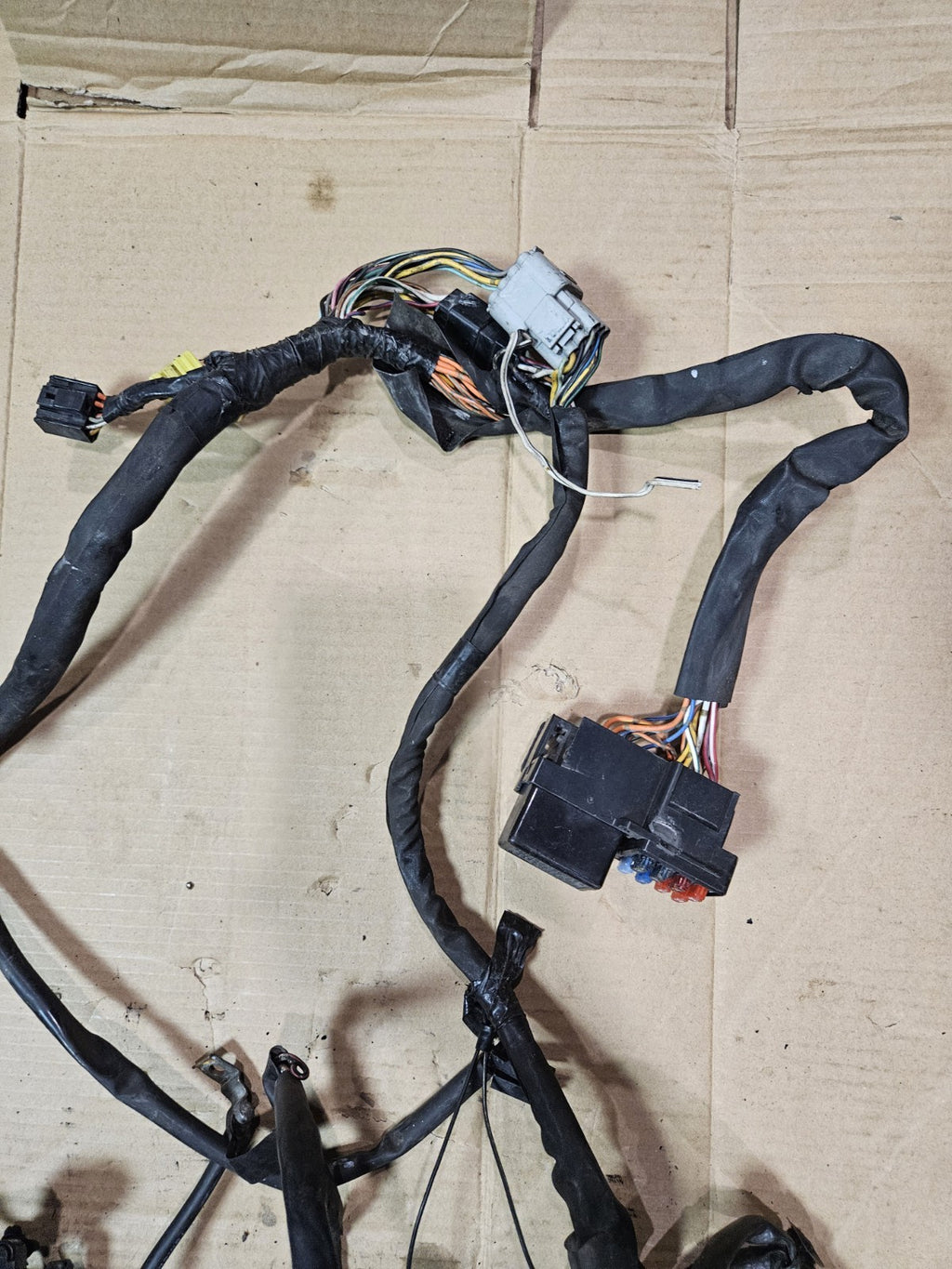00-03 SUZUKI GSXR750 GSX-R750 MAIN ENGINE WIRING HARNESS MOTOR WIRE LOOM