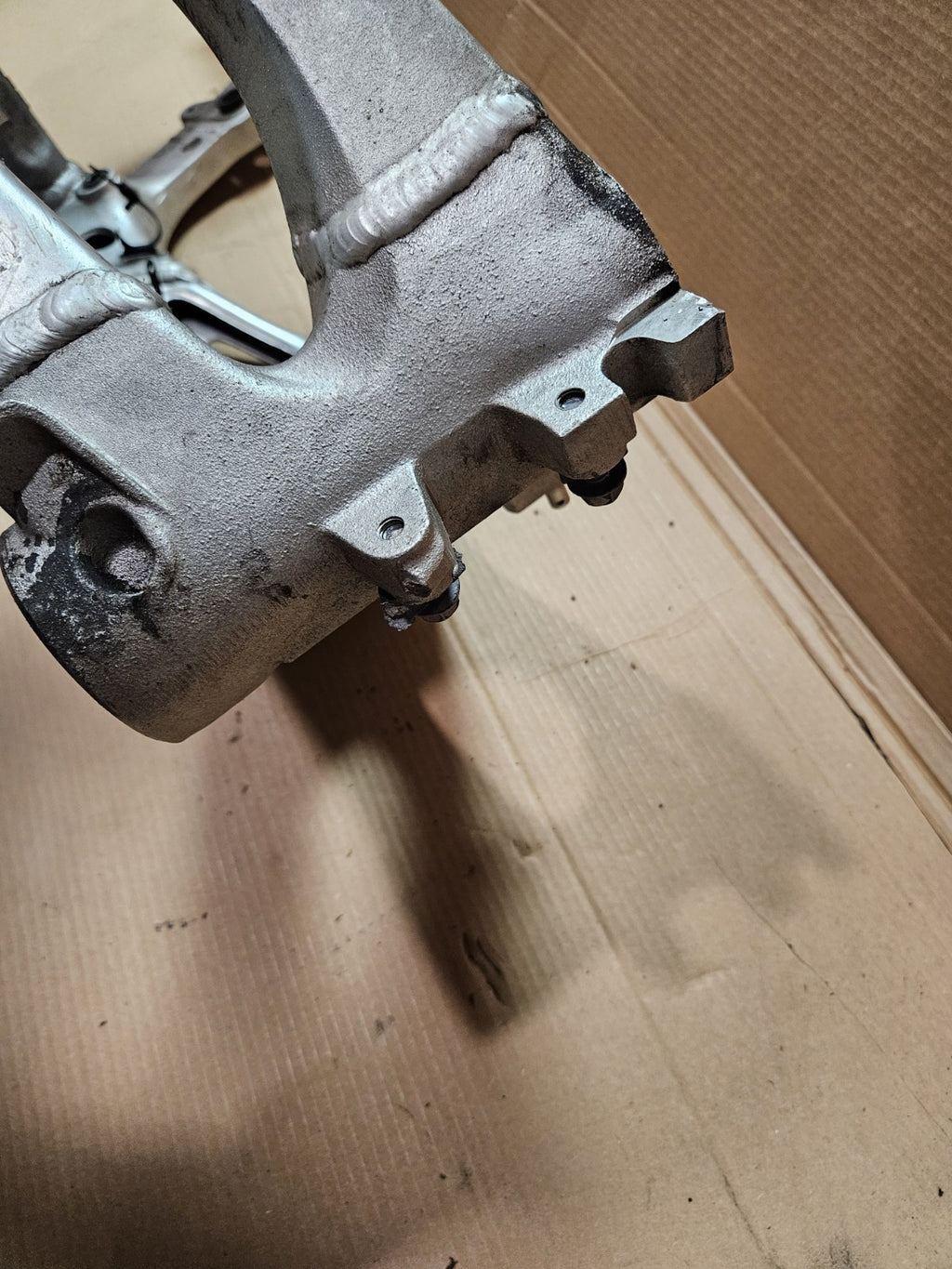 99-02 1999 2001 Yamaha Yzf R6 Main Frame Chassis 100% Ready To Use! Straight