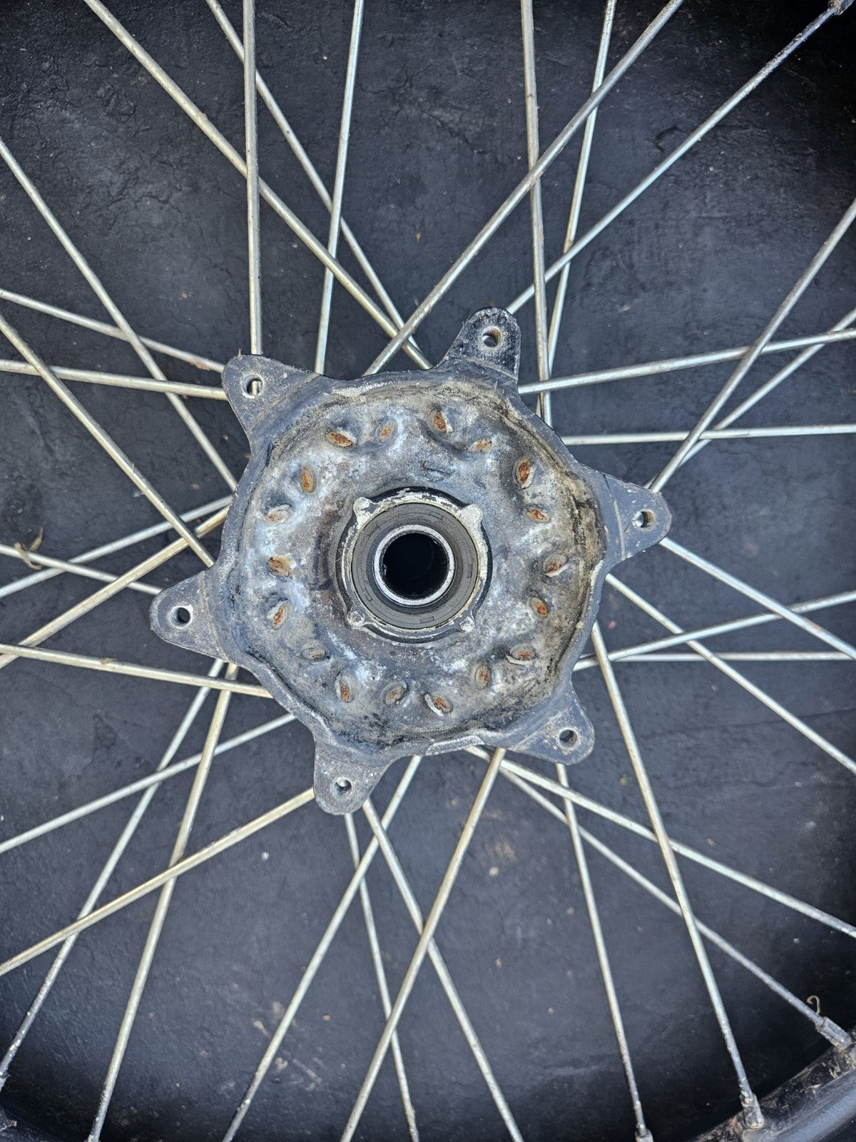 00-07 SUZUKI DRZ 400 DRZ 400E OEM FACTORY FRONT WHEEL FRONT RIM