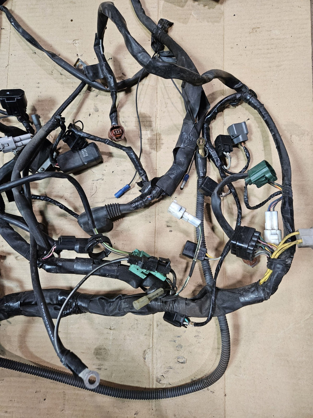 00-03 SUZUKI GSXR750 GSX-R750 MAIN ENGINE WIRING HARNESS MOTOR WIRE LOOM