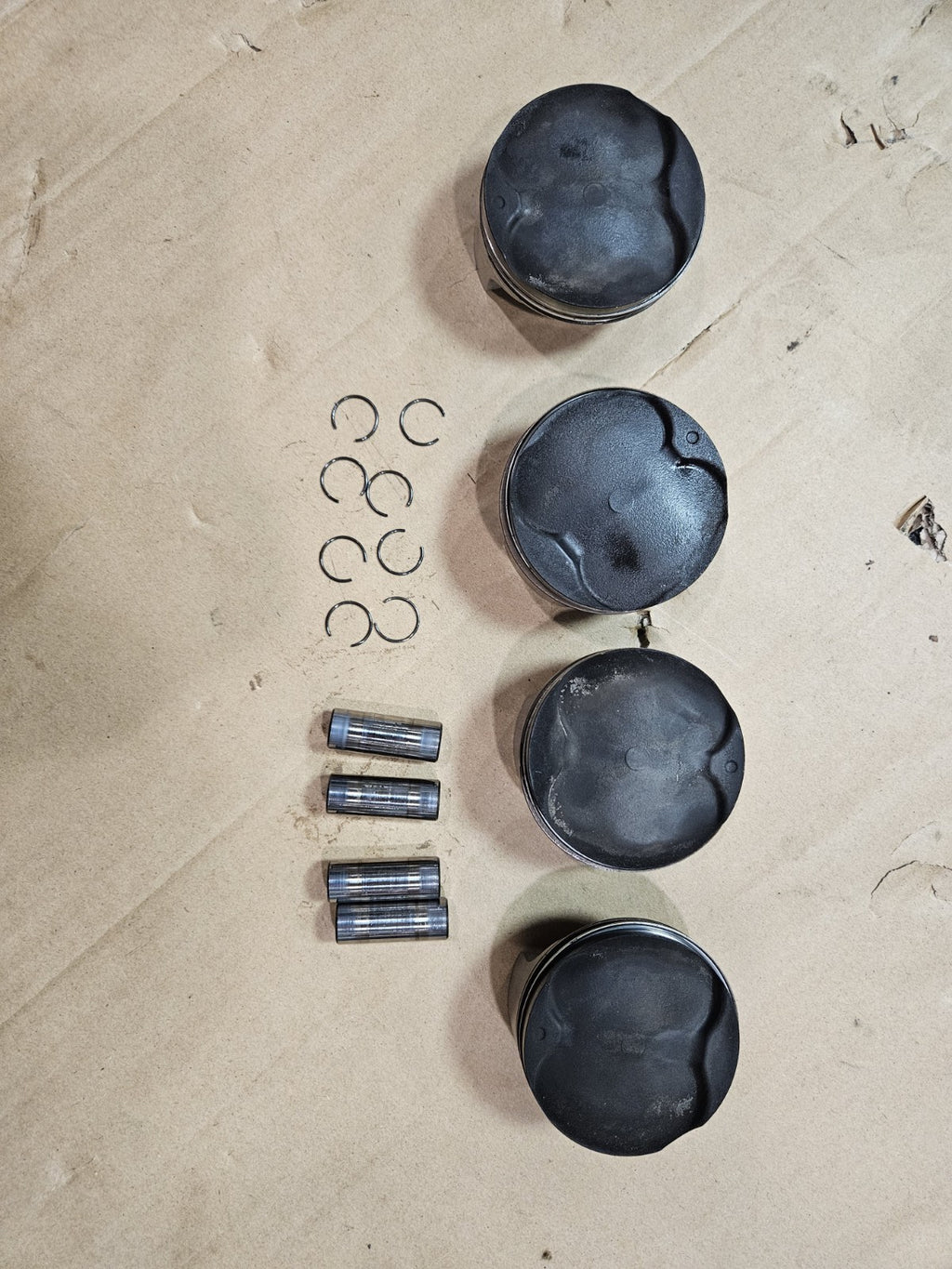 09-16 Suzuki GSXR 1000 Engine Motor Pistons