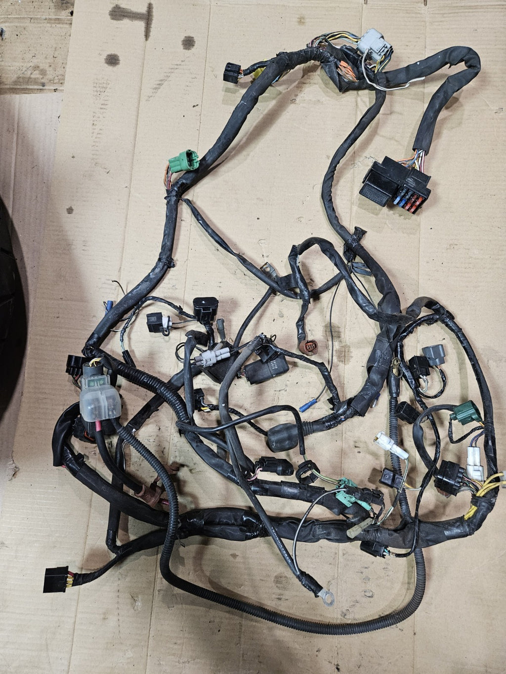 00-03 SUZUKI GSXR750 GSX-R750 MAIN ENGINE WIRING HARNESS MOTOR WIRE LOOM