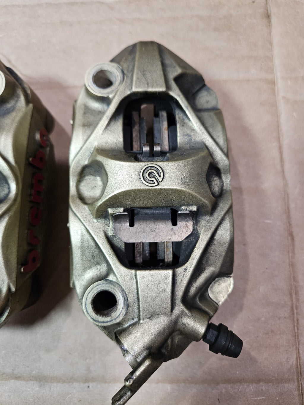 2015 12-16 Suzuki GSXR 1000 GSXR1000 Front Brake Caliper Left Right Pad Pair Set