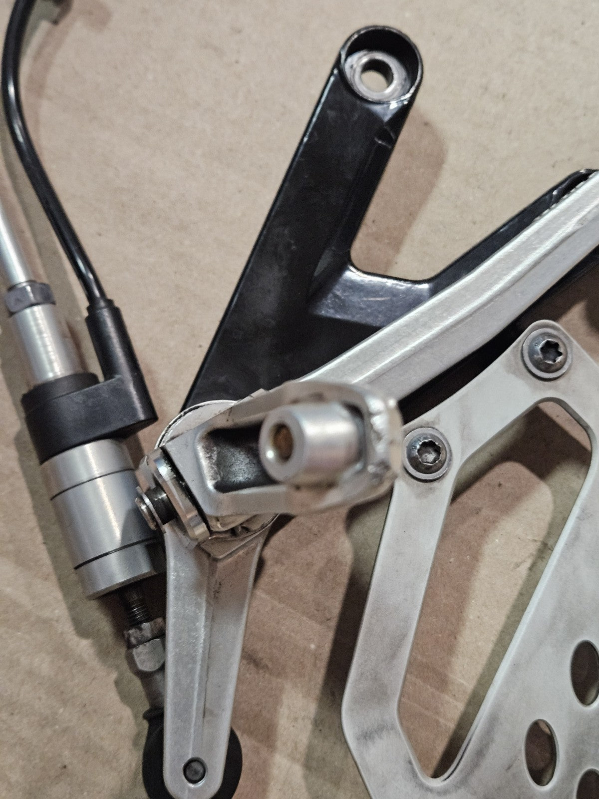 11-14 BMW S1000RR OEM QUICK SHIFTER SHIFT QS SENSOR AND REAR SET SHIFT LEVER