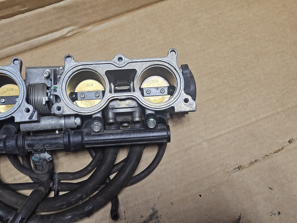 11-16 2011 OEM Honda Cb1000r Throttle Body 16401-mfn-l62