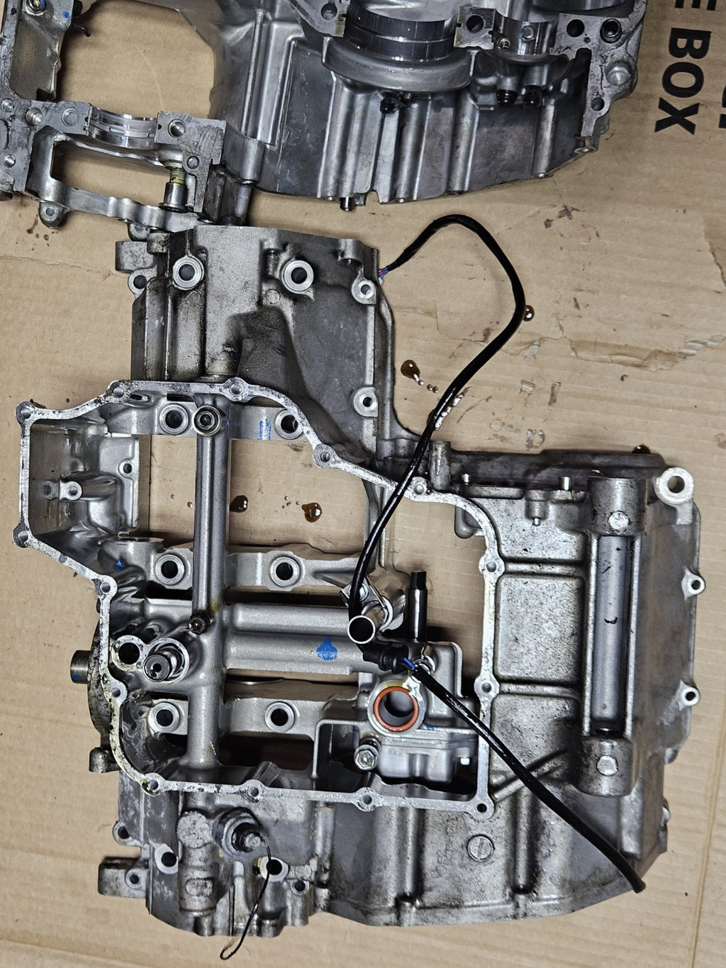 2009 08-12 Suzuki Hayabusa Busa GSXR1300 Crankcase Crank Case Engine Motor Block