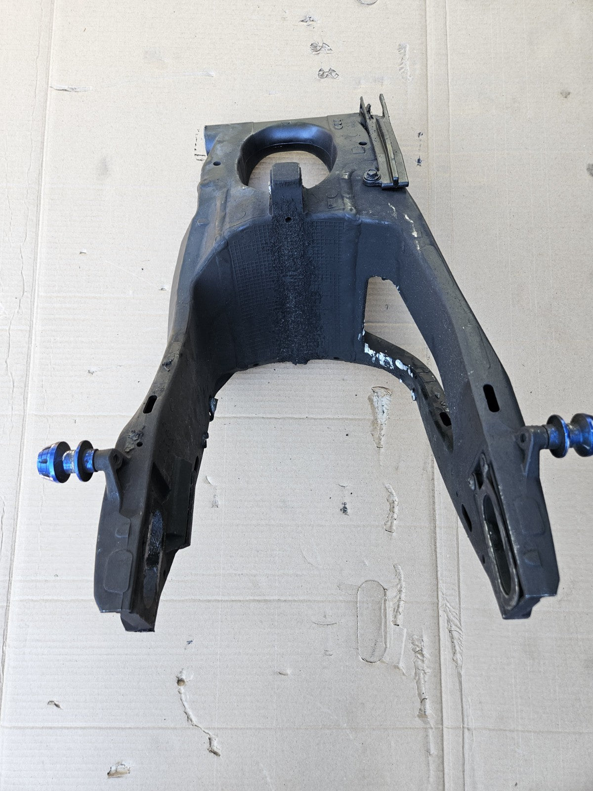 09-16 2015 SUZUKI GSXR1000 OEM REAR SWINGARM BACK SUSPENSION SWING ARM