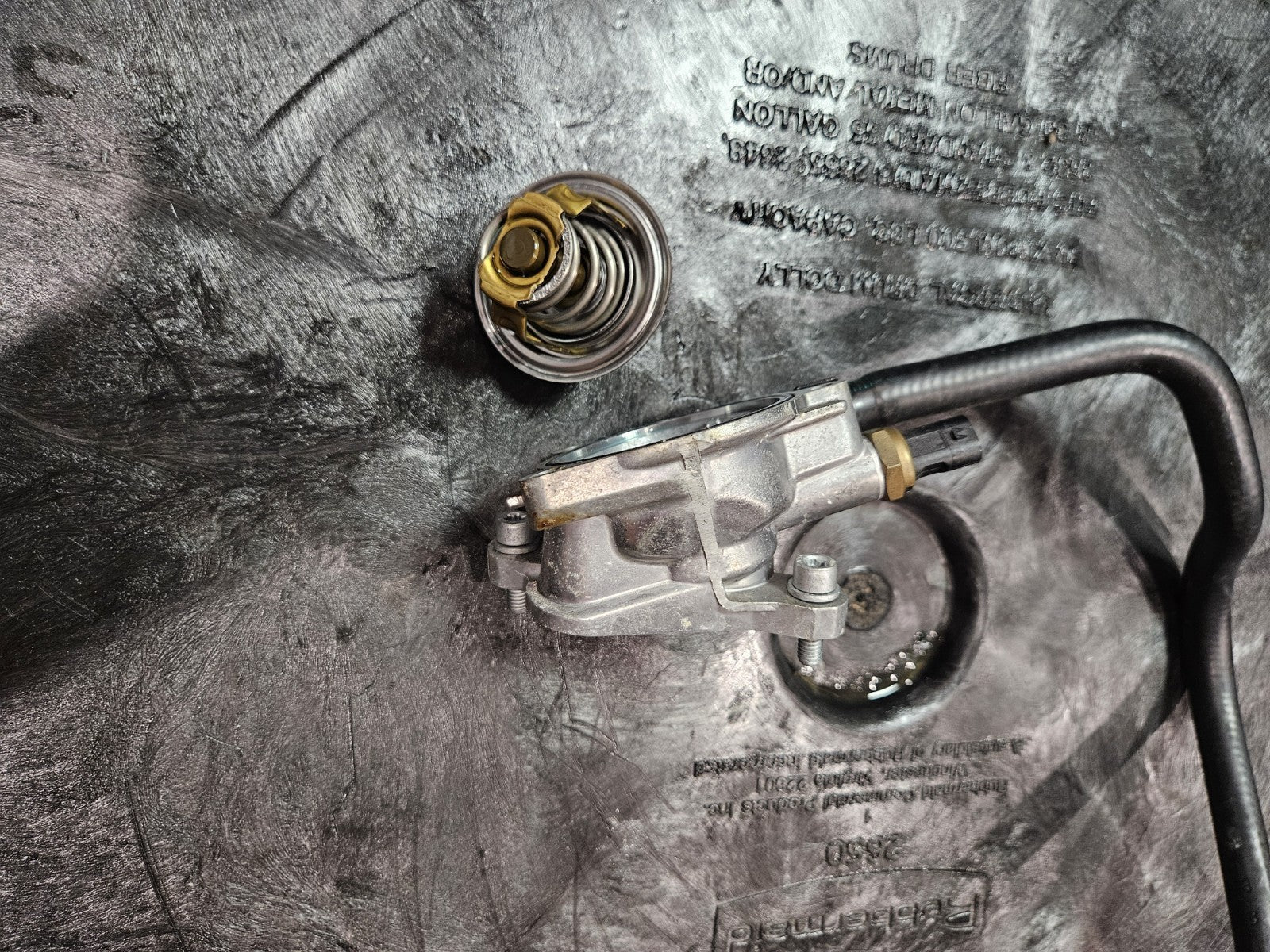 2015 13-16 BMW S1000R S1000 Engine Water Pump Chain Rotor Cover Lot Thermostat