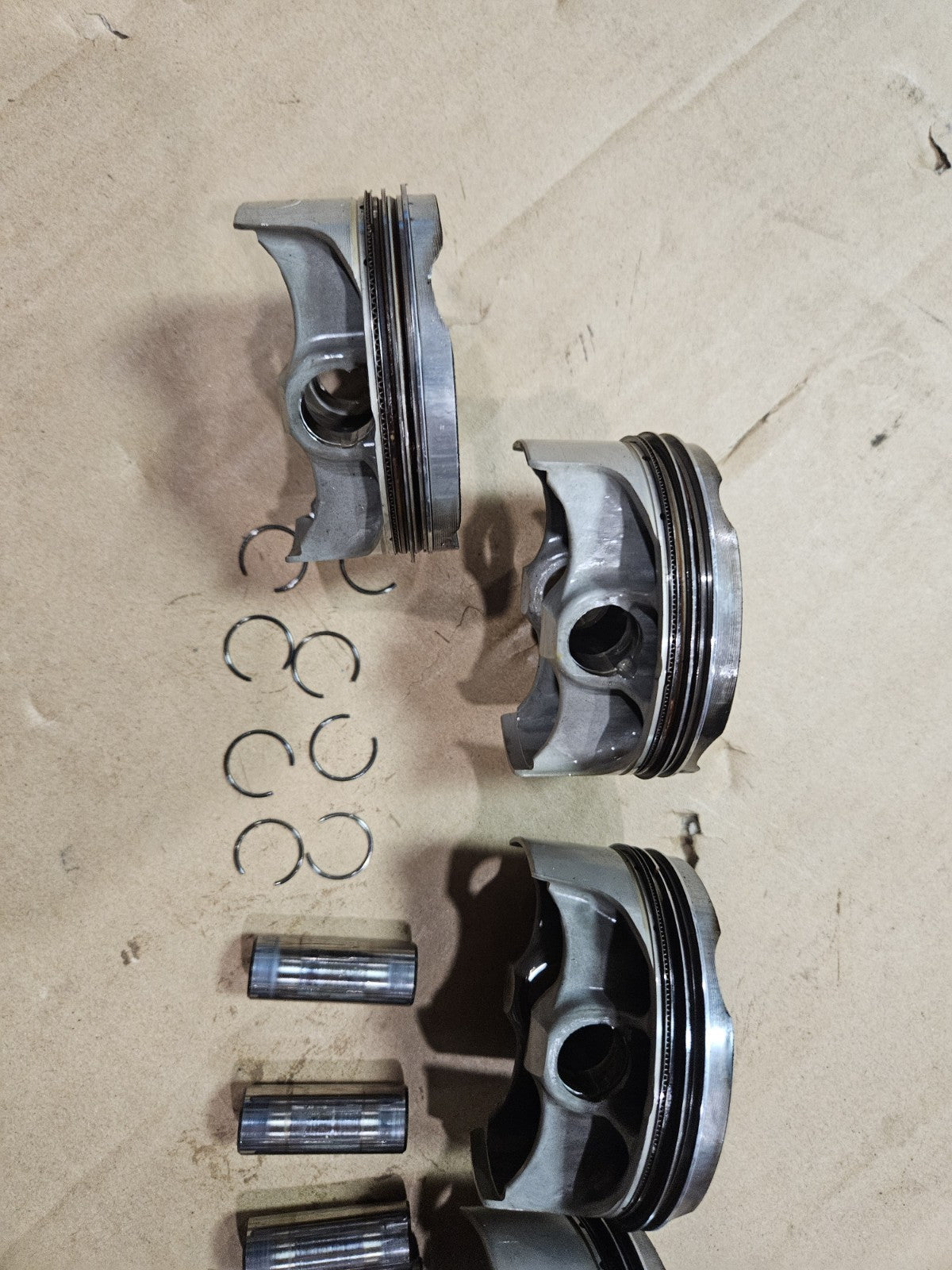 09-16 Suzuki GSXR 1000 Engine Motor Pistons