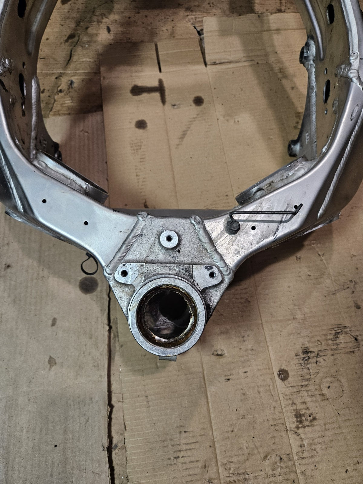 2003 SUZUKI GSXR 750 FRAME CHASSIS With Papers CLEAN