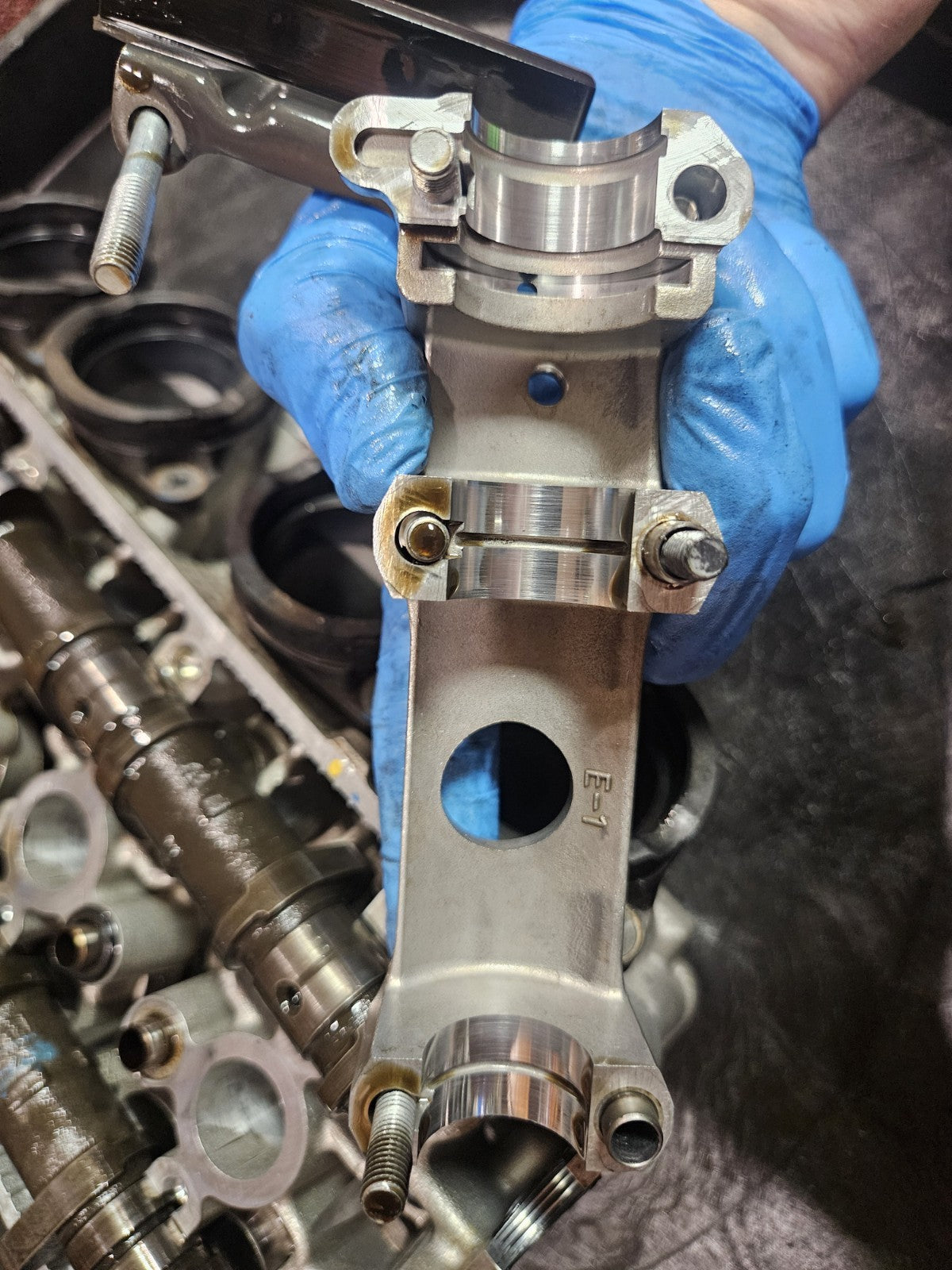 12-16 2015 SUZUKI GSXR1000 OEM ENGINE TOP END CYLINDER HEAD 11100-47H10