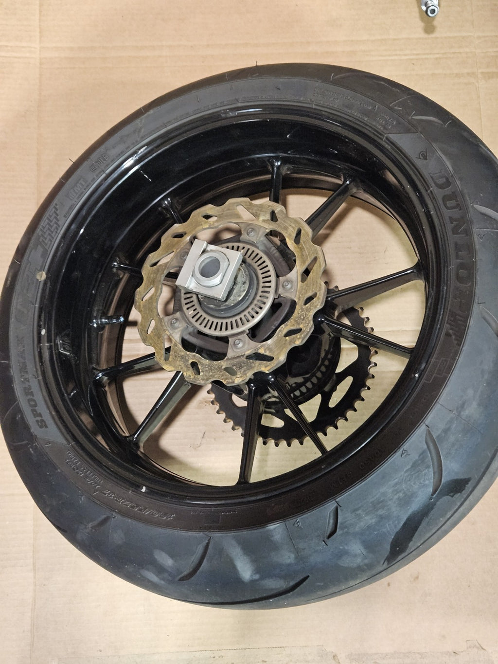 2010-2014 BMW S1000R S1000RR S1000 R RR REAR WHEEL BACK WHEEL OEM REAR RIM