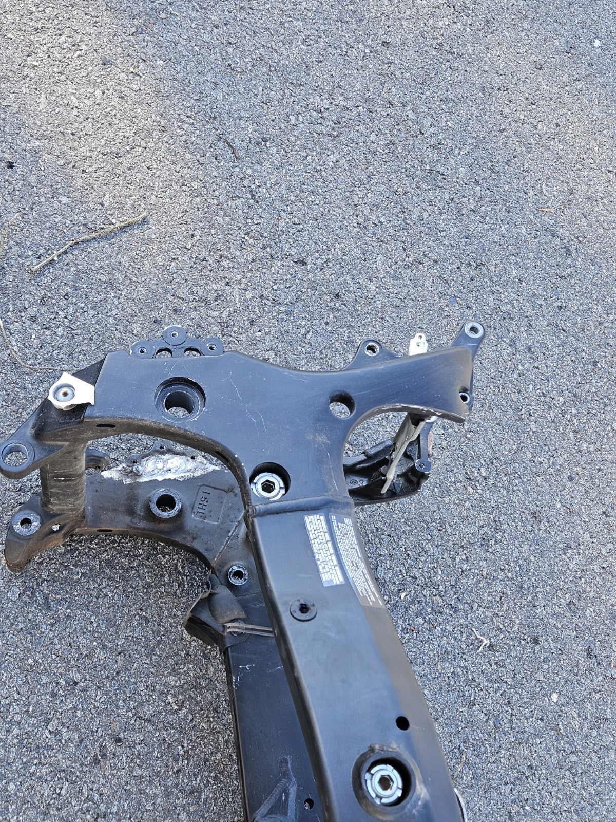 08-21 SUZUKI HAYABUSA OEM MAIN BODY FRAME CHASSIS (STRAIGHT)