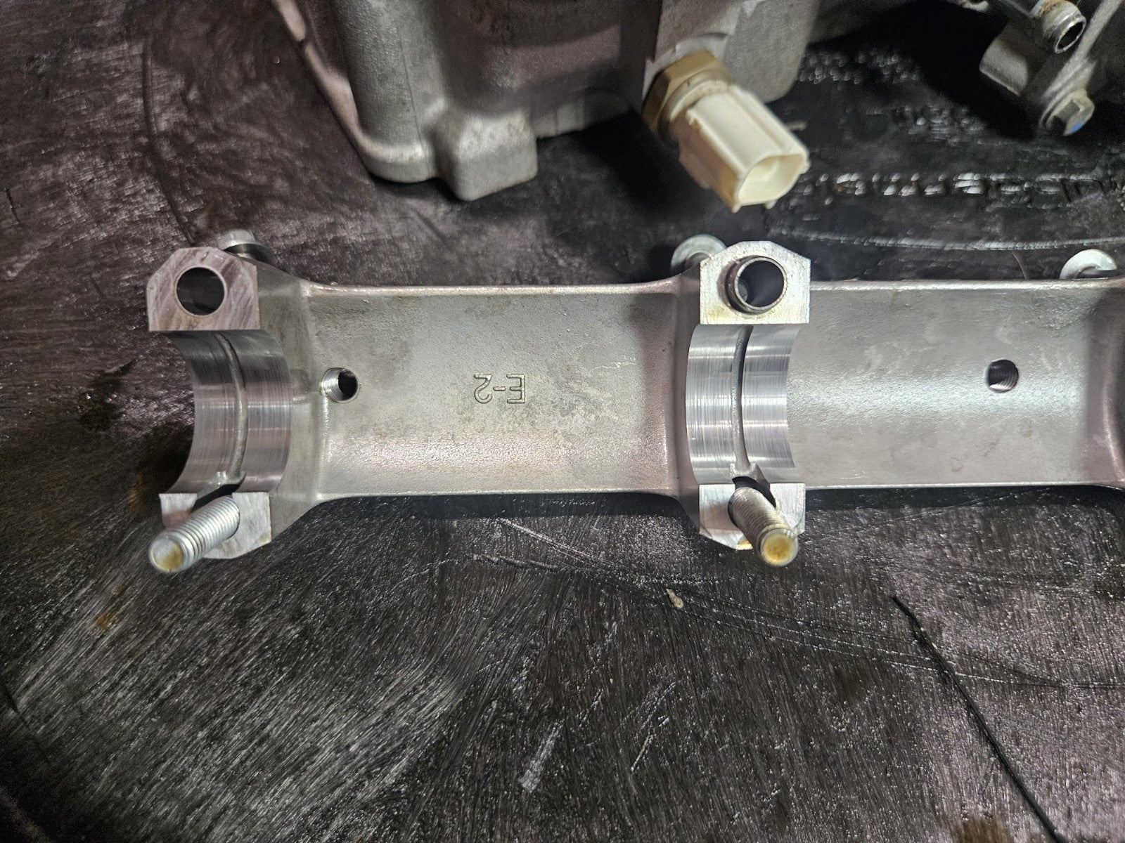 12-16 2015 SUZUKI GSXR1000 OEM ENGINE TOP END CYLINDER HEAD 11100-47H10