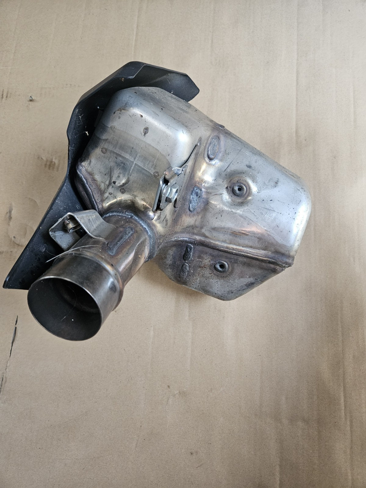 19-23 Kawasaki Ninja Zx6r Oem Exhaust Midpipe Mid Pipe Catalytic Converter