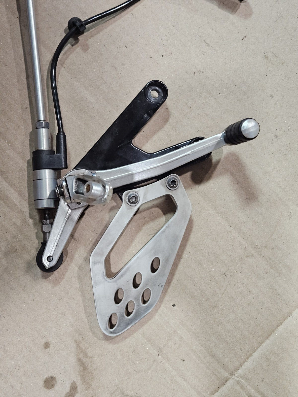 11-14 BMW S1000RR OEM QUICK SHIFTER SHIFT QS SENSOR AND REAR SET SHIFT LEVER