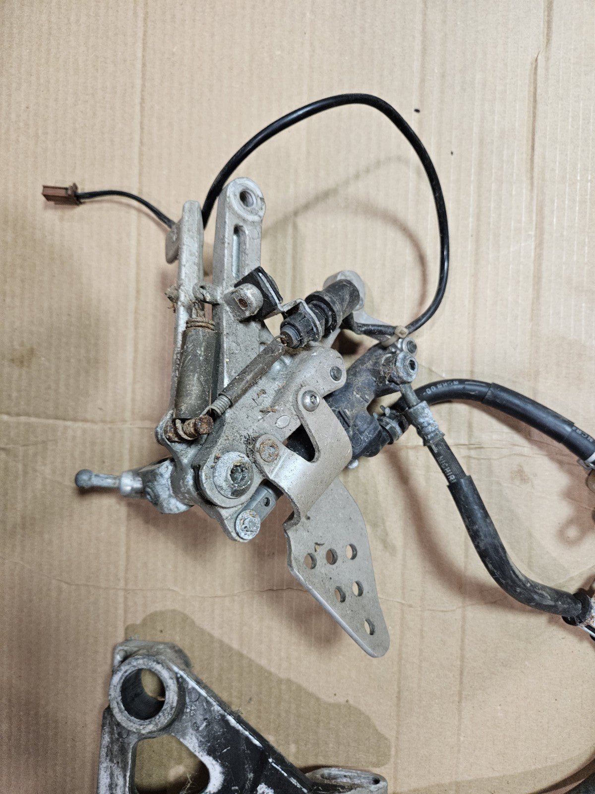 1999-2002 Yamaha YZF R6 Right Rearset Brake Caliper Lever Master Cylinder   OEM