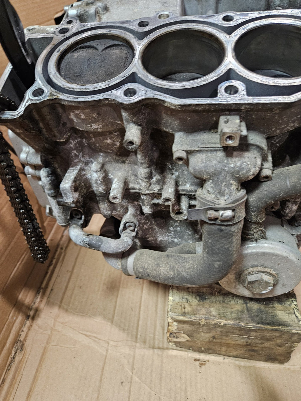 99 00 01 02 YAMAHA YZFR6 YZF-R6 MOTOR ENGINE Bottom End Piston Cylinder Case