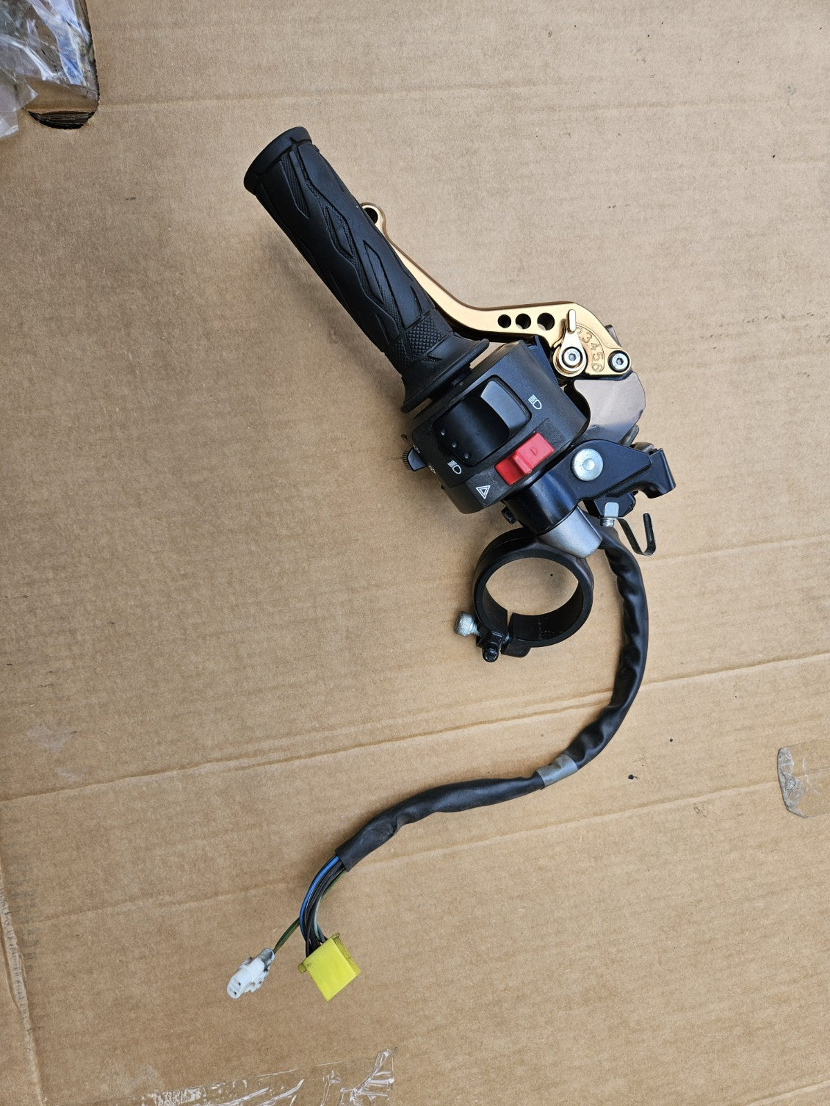 2015 SUZUKI GSXR1000 OEM LEFT CLIP ON CLIPON HANDLEBAR W SWITCHES