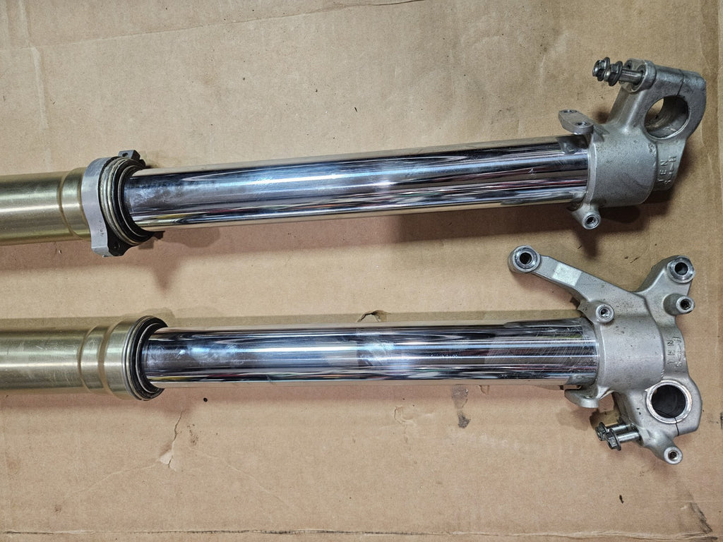 05-07 SUZUKI RMZ450 FRONT END FORKS  FORK TUBES (SEE DESCP)