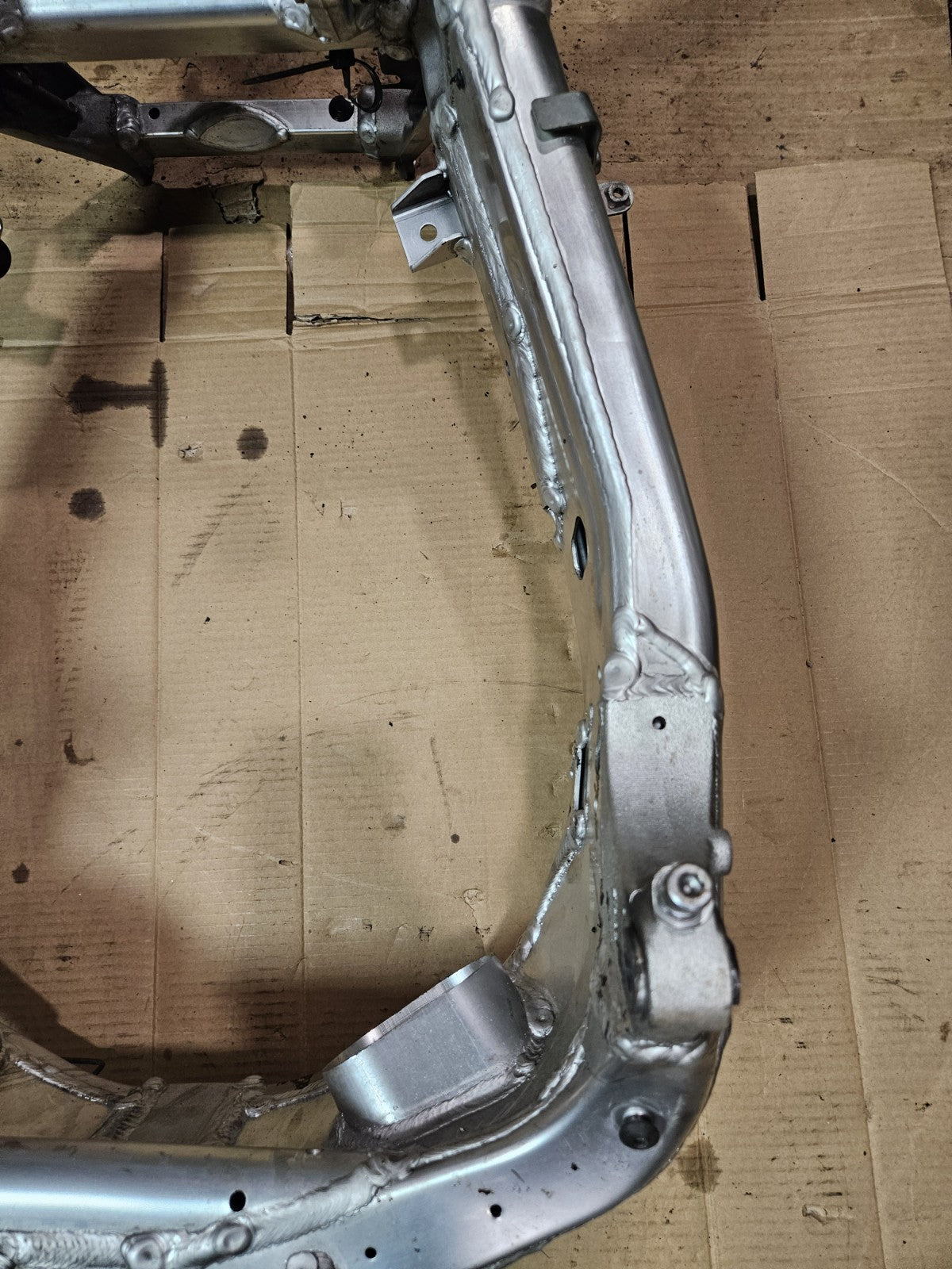 2003 SUZUKI GSXR 750 FRAME CHASSIS With Papers CLEAN