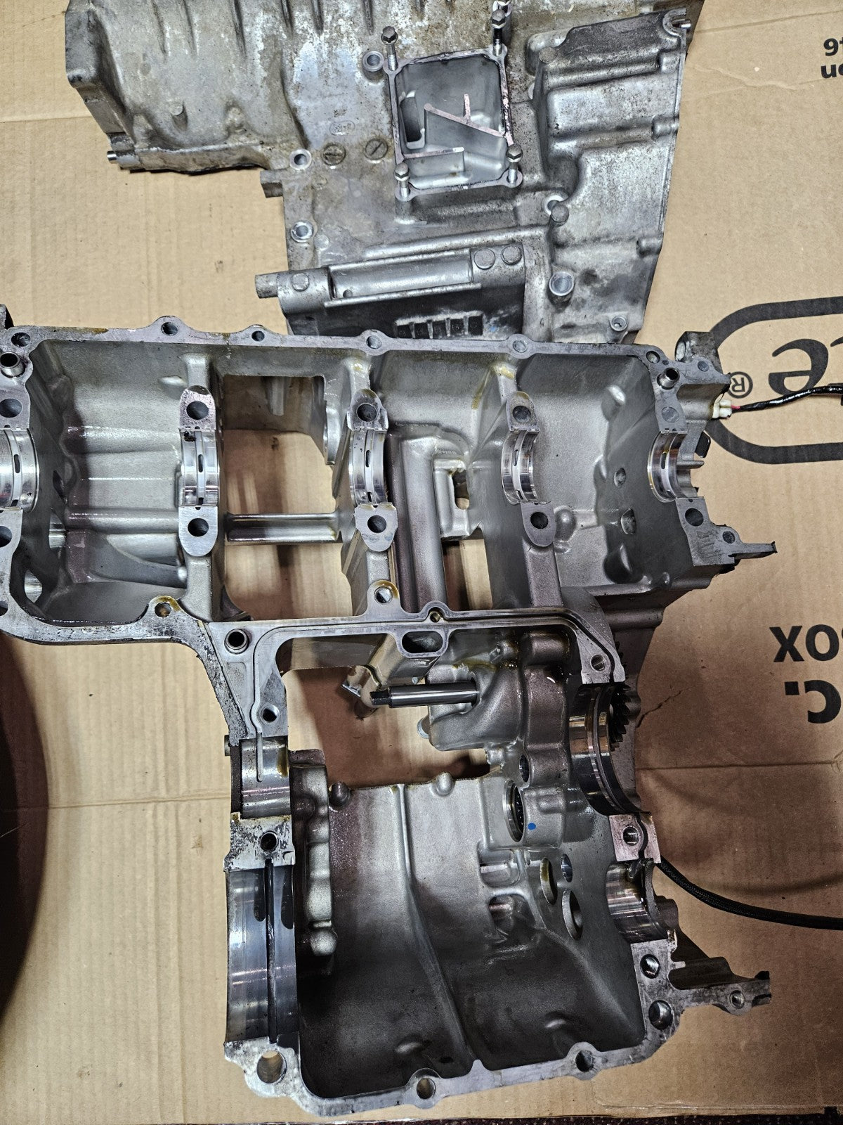 2009 08-12 Suzuki Hayabusa Busa GSXR1300 Crankcase Crank Case Engine Motor Block