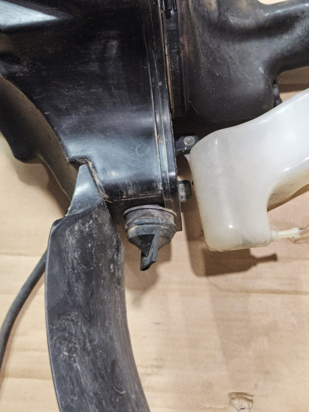 GENUINE OEM 2005 SUZUKI DRZ400S AIRBOX AIR BOX FILTER CHAMBER CLEANER HOUSING OE