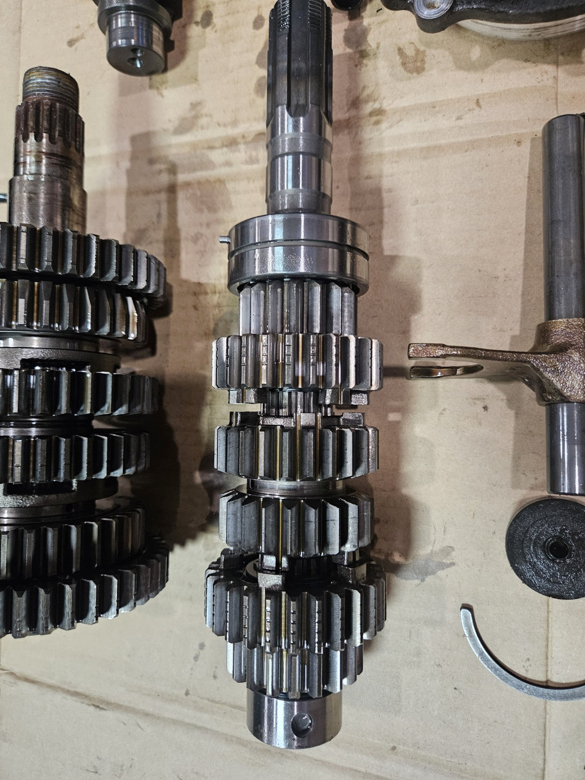 2015 Suzuki GSXR1000 Transmission, engine trans gears Shift Forks. See Pictures