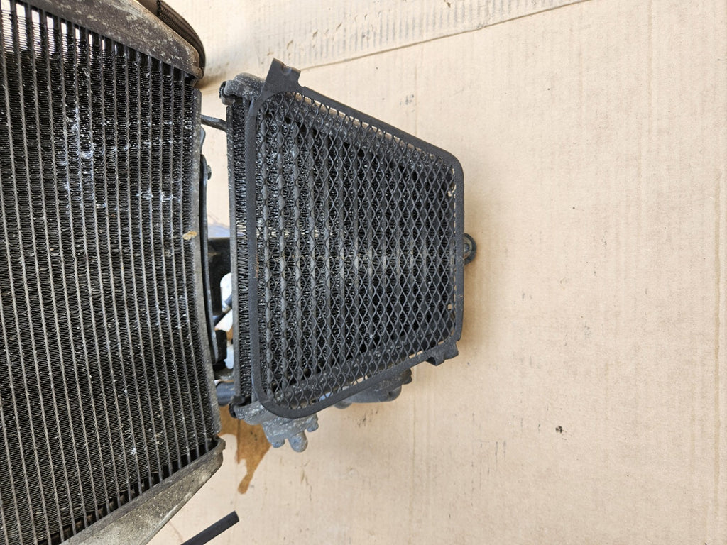 Suzuki Radiator GSXR 1000 2012-2016 OEM 17710-47H10 OIL Cooler, FAN, RESERVOIR