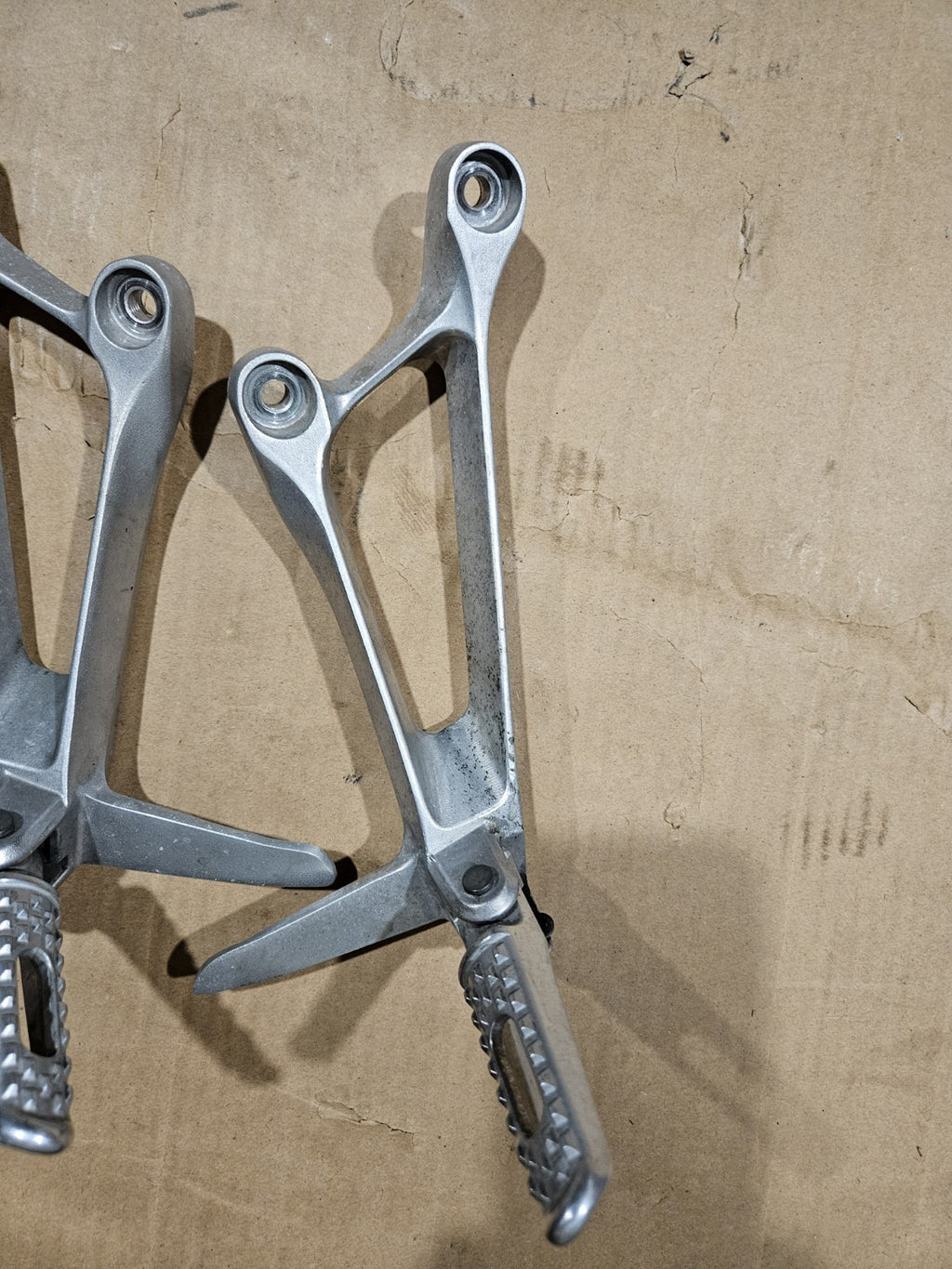 Honda CB1000R  2008–2017 OEM Rear Passenger Foot Pegs Set Left Right GENUINE