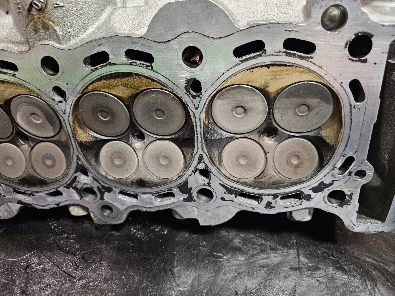 12-16 2015 SUZUKI GSXR1000 OEM ENGINE TOP END CYLINDER HEAD 11100-47H10