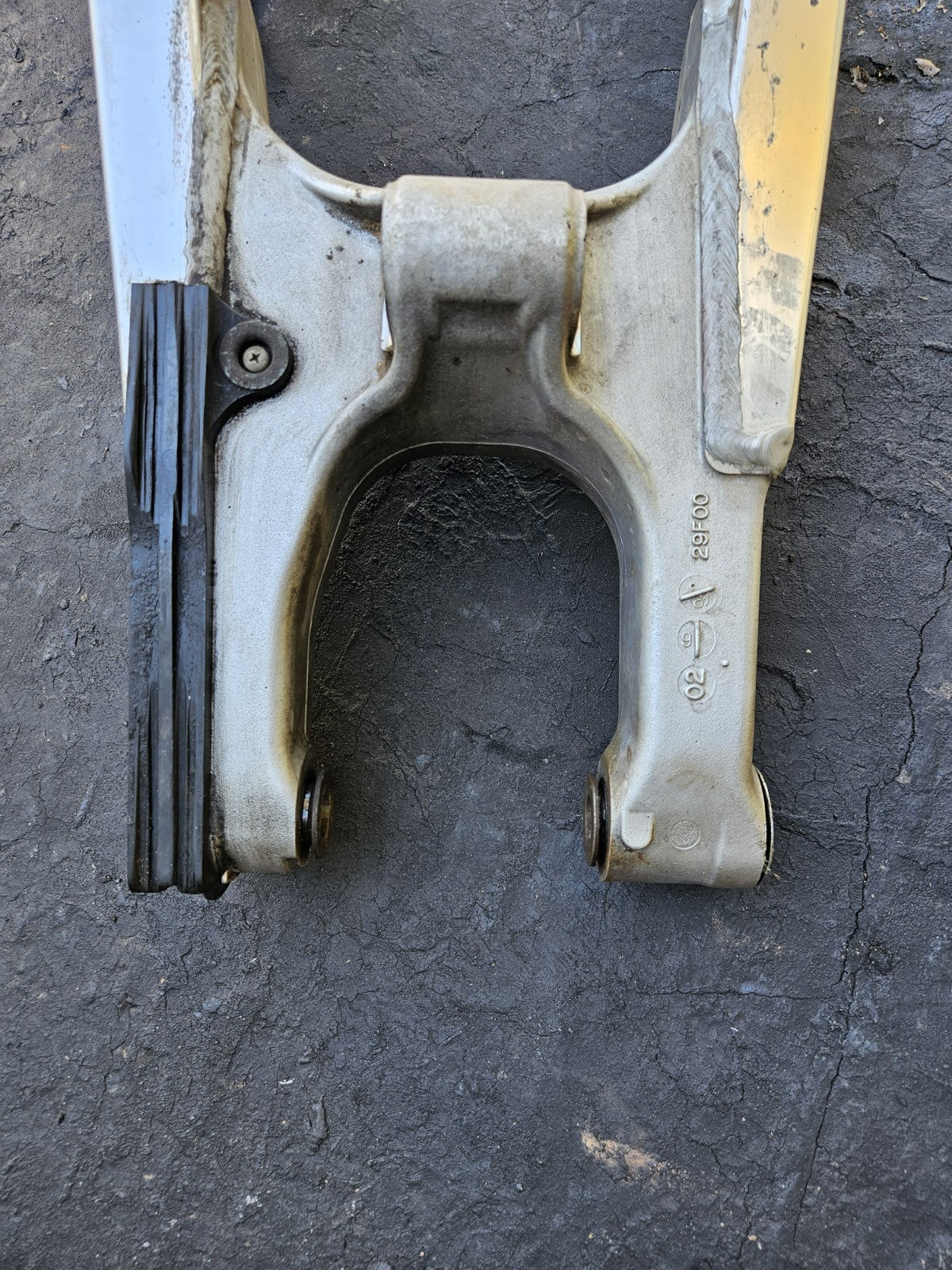 00-22 2015 Suzuki DRZ400 DRZ 400S OEM Rear Swingarm Swing Arm Suspension